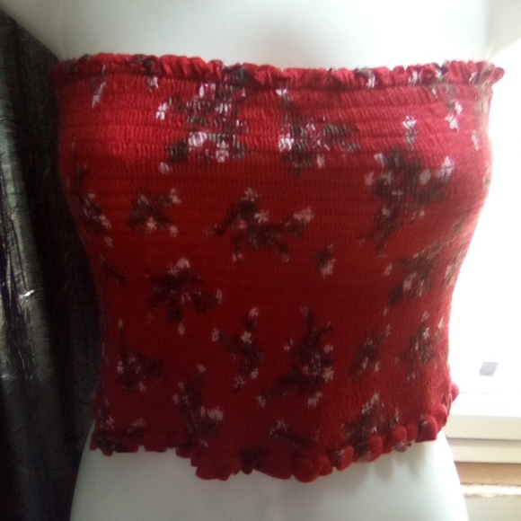 Red Floral Tube Crop Top - Picture 6 of 15